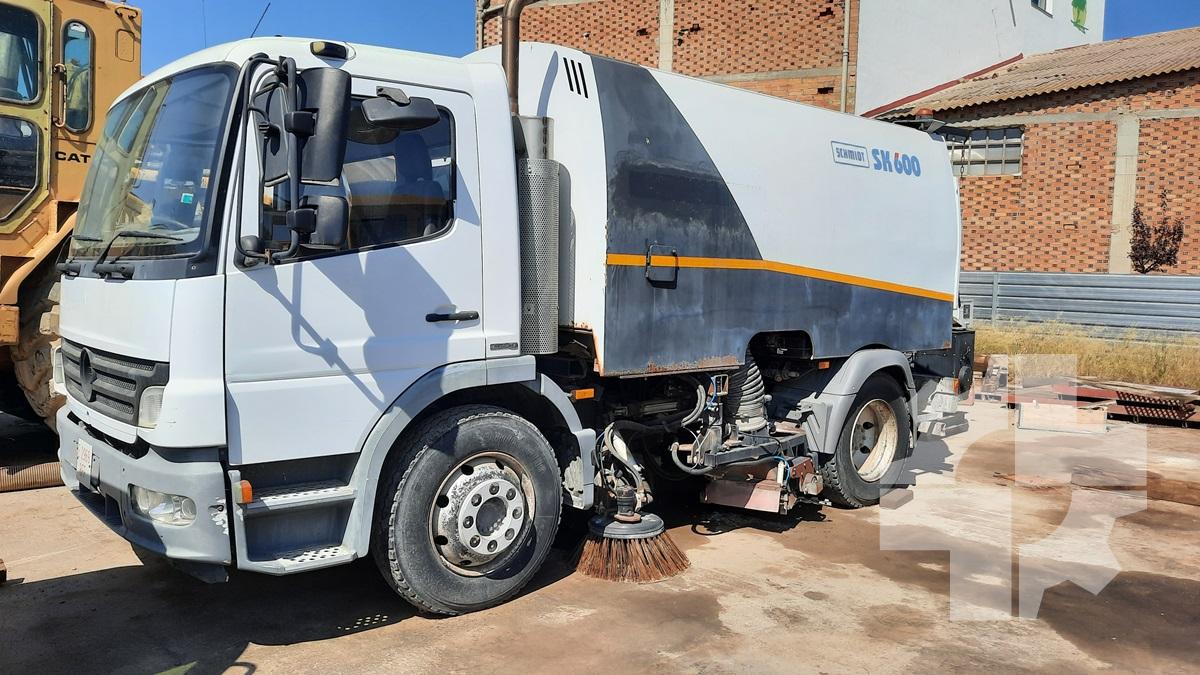 SCHMIDT SK600 ROAD SWEEPER - MOPLUS MACHINERY