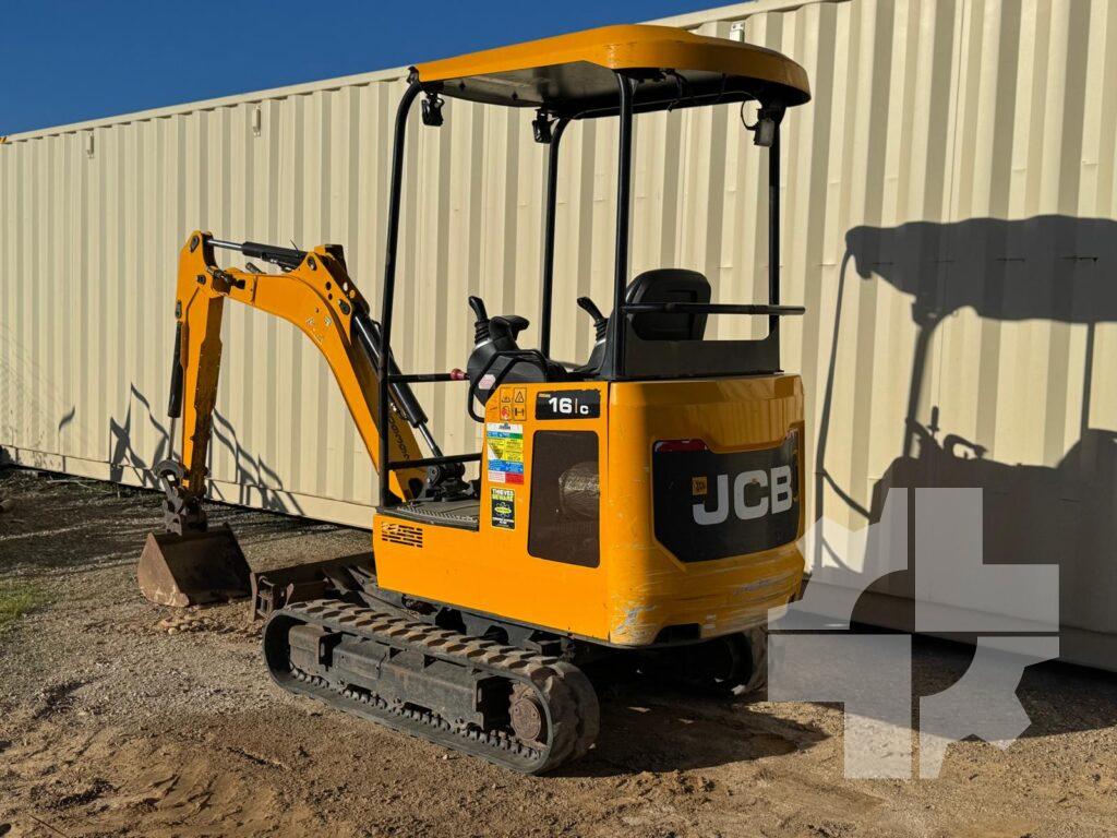 2022 JCB 16C-1 T3 (2)